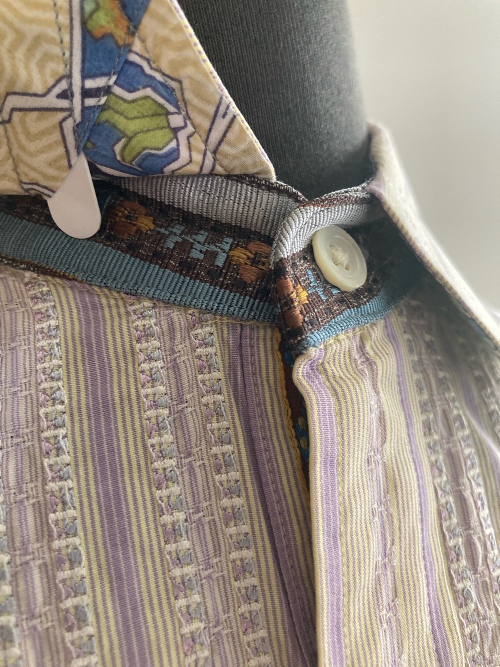Robert Graham Long Sleeve Button Down Shirt Small S543 - Picture 3 of 12